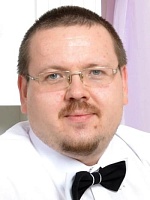 Хуланхов Станислав Сергеевич